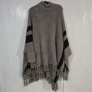 Barefoot Dreams Cozy Chic Poncho